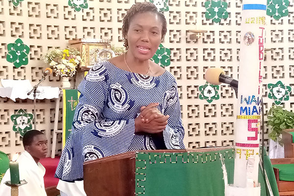 Mhashamu Baba Askofu Ngalalekumtwa azindua miaka 50 ya WAWATA Jimbo